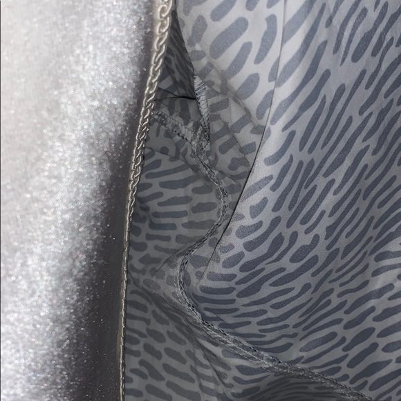 New Balance Windbreaker with Reflective “NB” - Picture 10 of 10